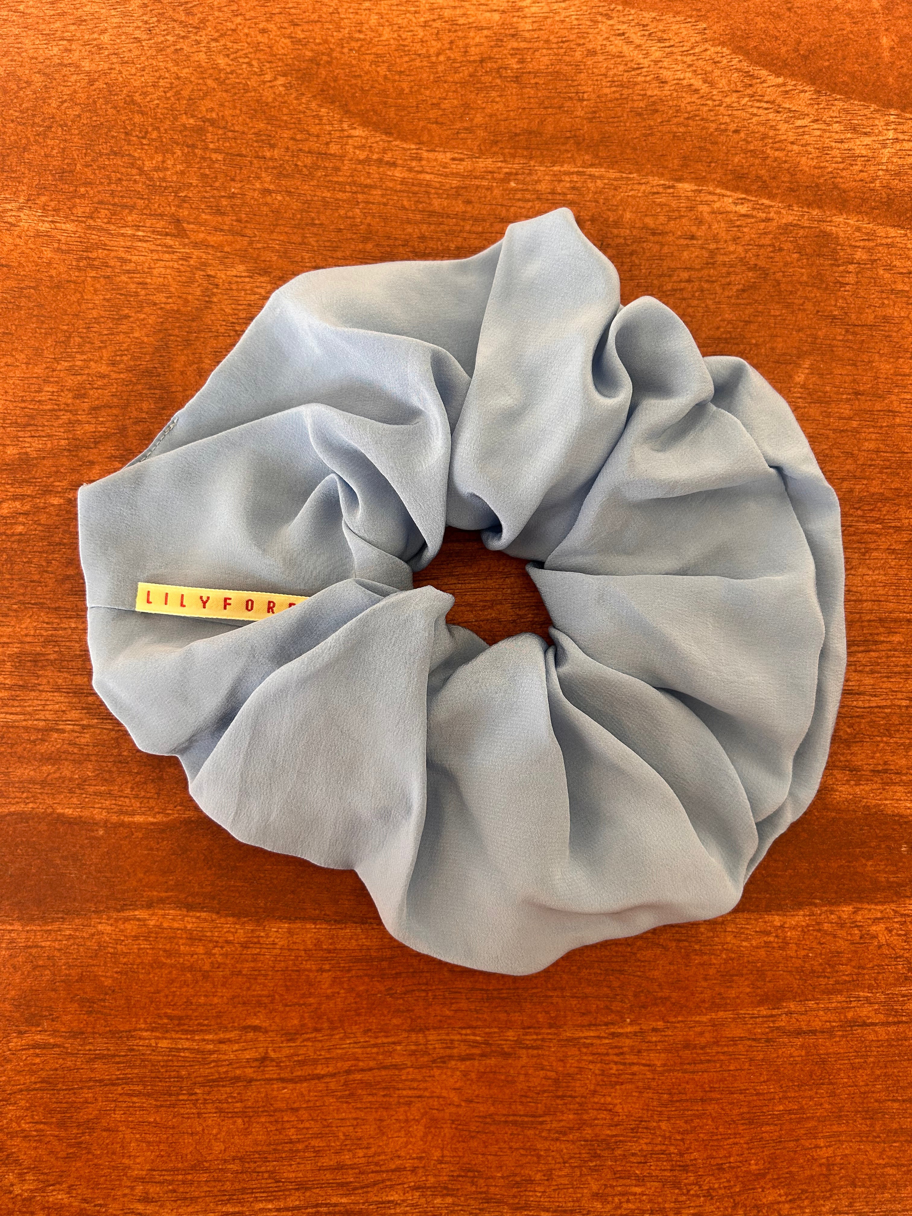Lily Forbes XXL Silk Scrunchie - Image 3